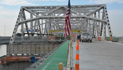 VIDEO: Ohio River Bridges Nearing Milestones