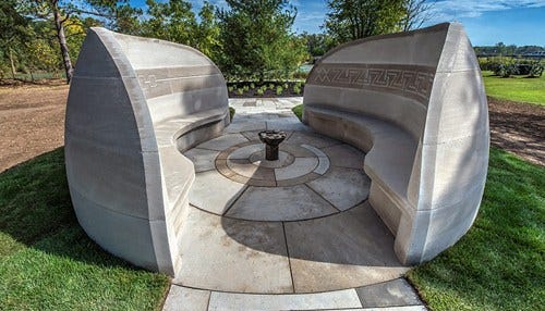 Big Canadian Monument Made With Indiana Limestone