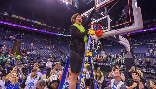 Muffet McGraw Retires at Notre Dame