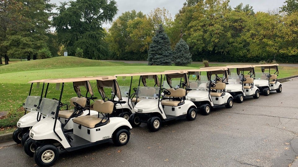 Golf Course Items Up For Auction