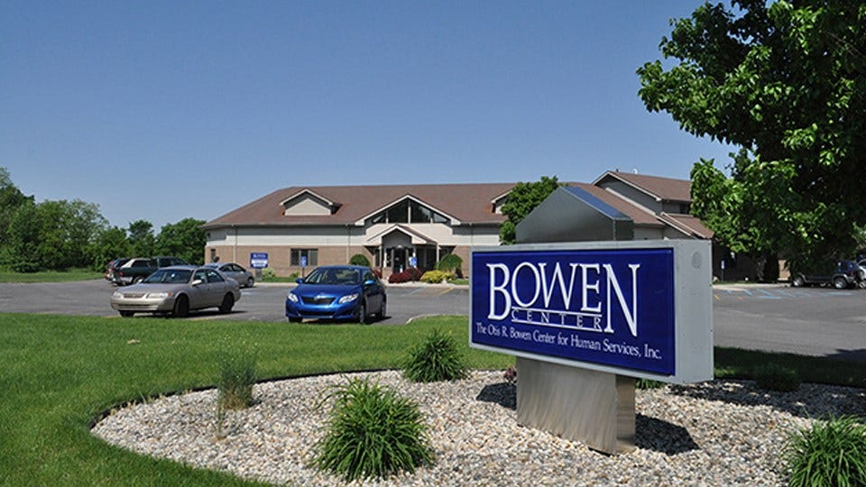 Trine University Forms Partnership with Bowen Center