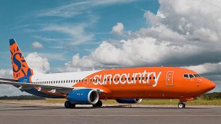 Sun Country Airlines Plane