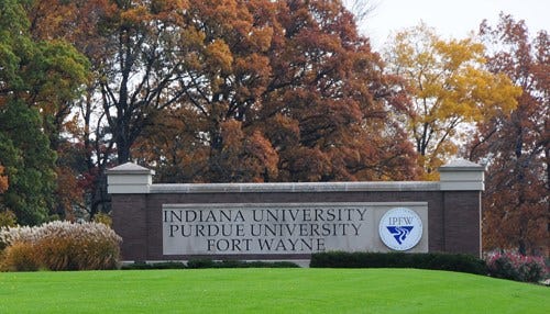 IPFW Touts Admissions Record